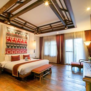 Deluxe Zimmer mit Kingsize-Bett
